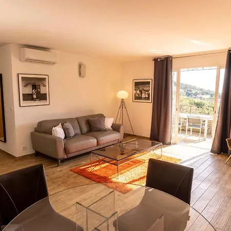 Aparthotel In Erbalunga (Corsica)