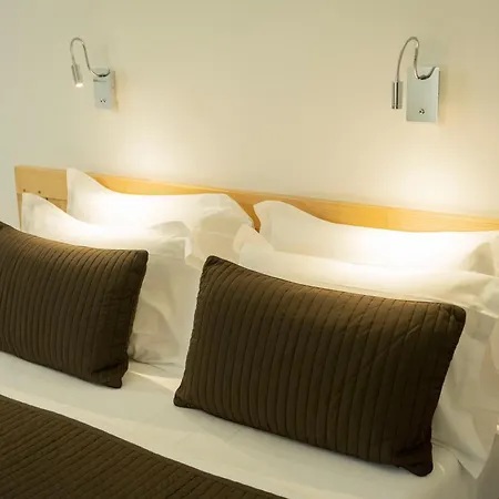Aparthotel In *