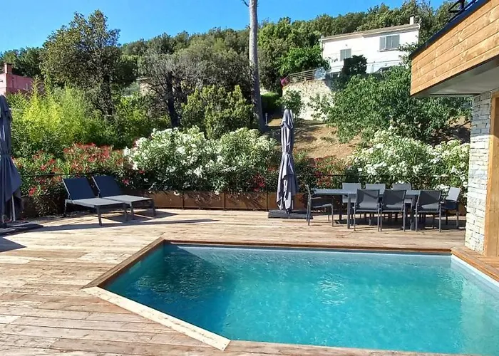 Aparthotel In Erbalunga (Corsica)